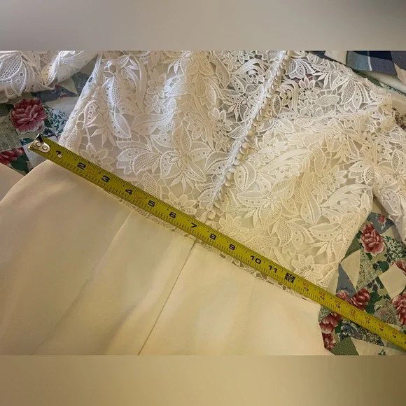 TK DELANEY WEDDING Long Sleeve Lace Dress in size 12 - Picture 14 of 16